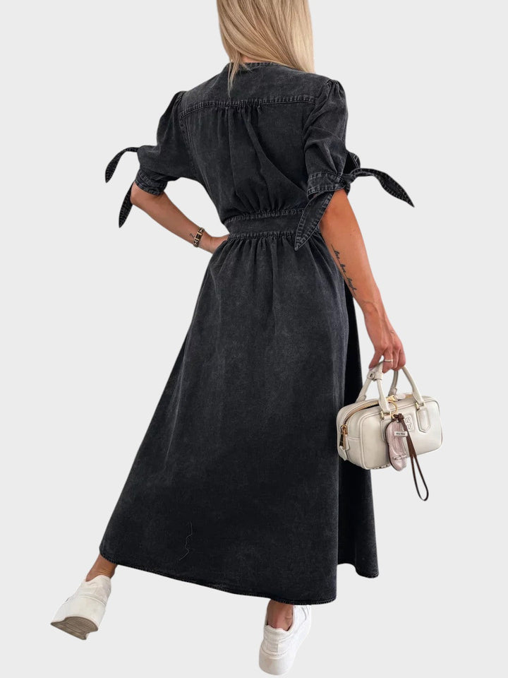 Ava™ | Strålende Denimkjole
